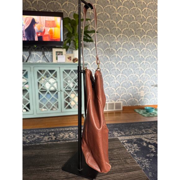 6/$25 Vintage LIZ by Liz Claiborne Brown Faux Leather Single Strap Backpack - Picture 2 of 9